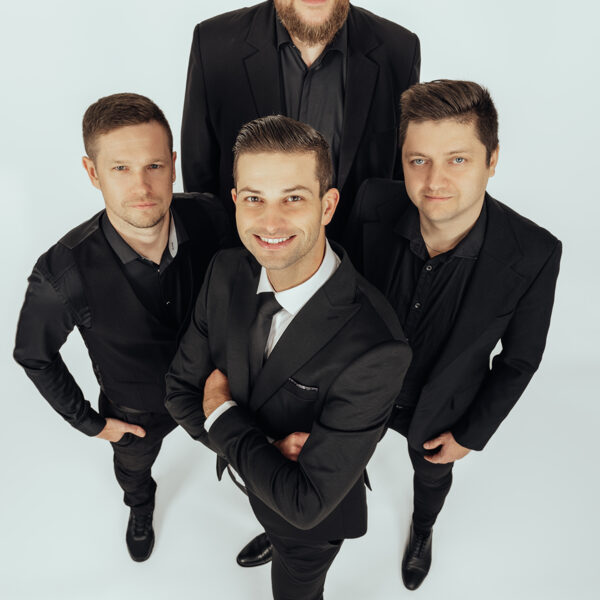 CITS KVARTĀLS - izcila mūzika kāzām